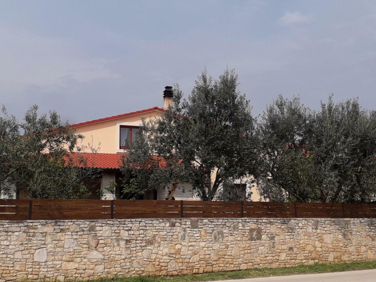 Apartman Ulika Медулин Экстерьер фото